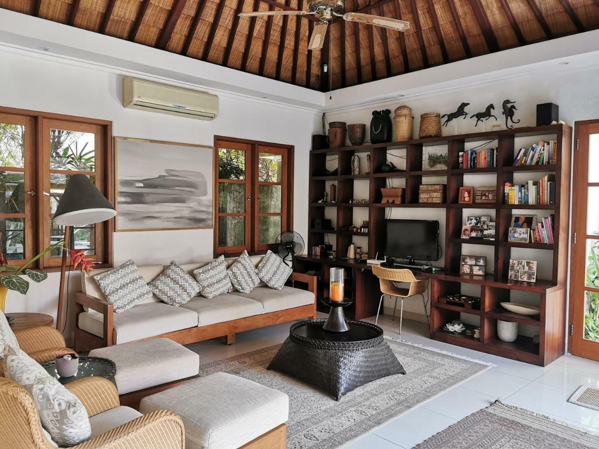 Villa Aliya Sanur Exterior photo