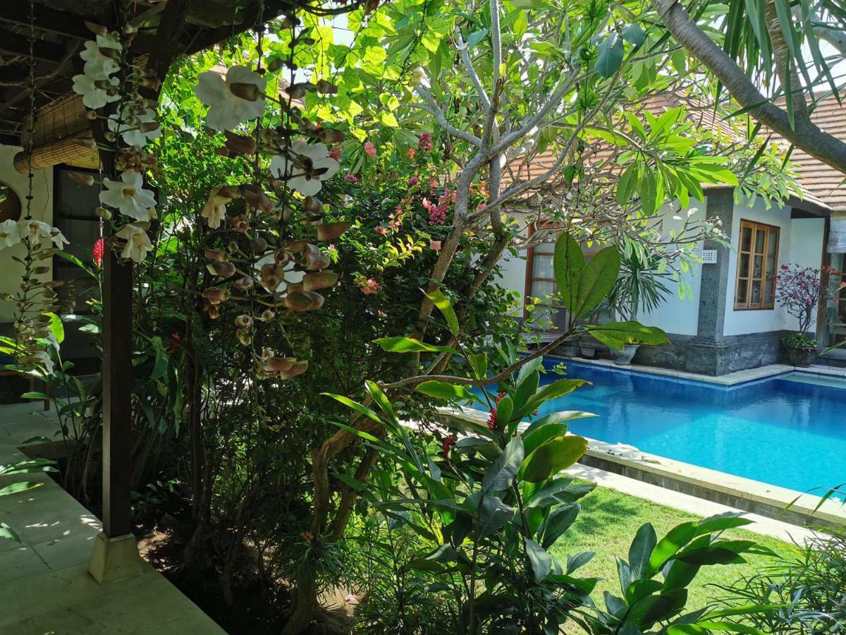 Villa Aliya Sanur Exterior photo